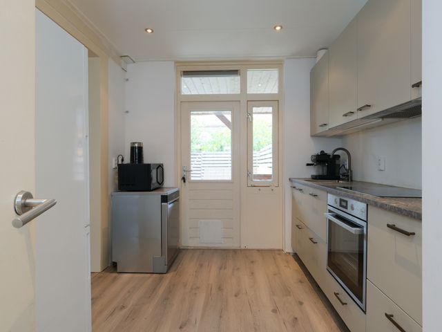 Adriaen Van Ostadestraat 8, Almelo