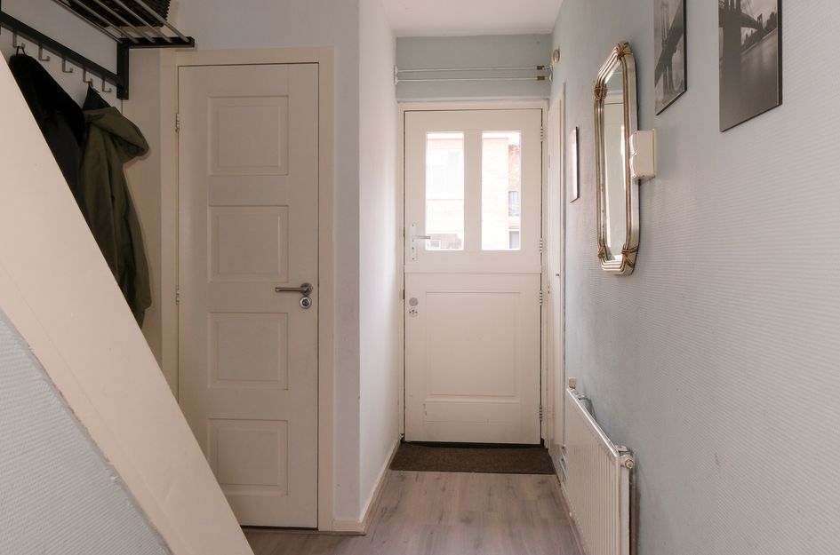 Adriaen Van Ostadestraat 8