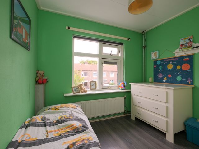 Adriaen Van Ostadestraat 8, Almelo