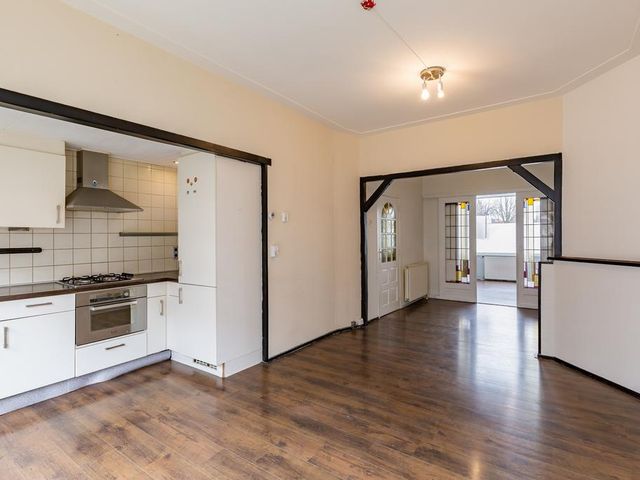 Bas Jungeriusstraat 98A, Rotterdam
