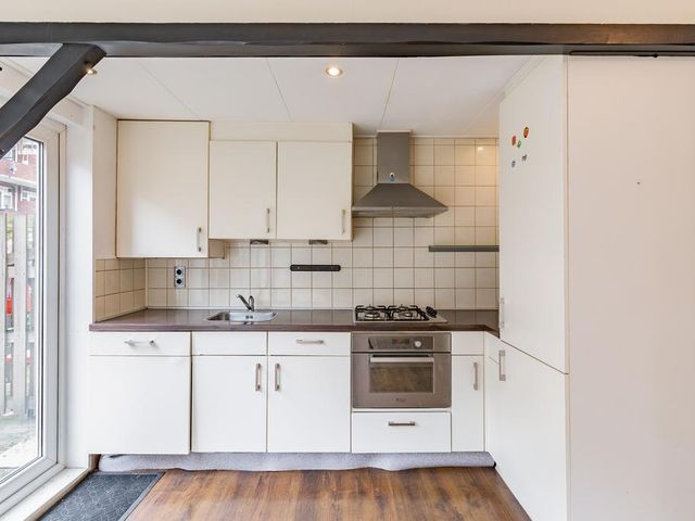 Bas Jungeriusstraat 98A, Rotterdam