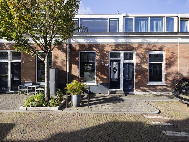 Hof de Vriendschap 23, Dordrecht