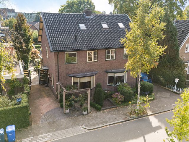 Venuslaan 20, Apeldoorn