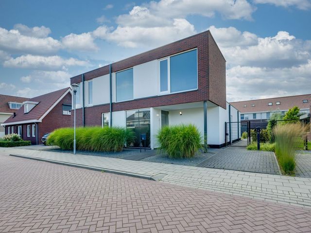 Talingkreek 12, Willemstad