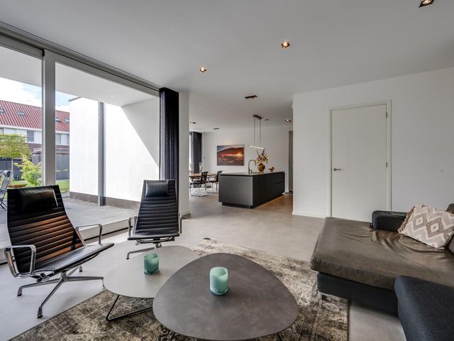 Talingkreek 12, Willemstad