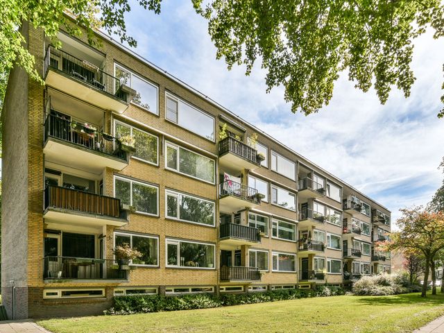 Pruimenlaan 38, Amstelveen