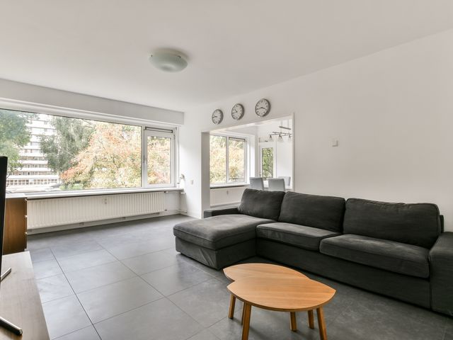 Pruimenlaan 38, Amstelveen