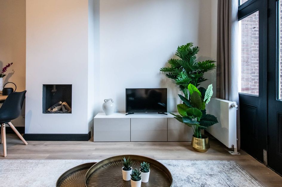 Ramstraat 12B