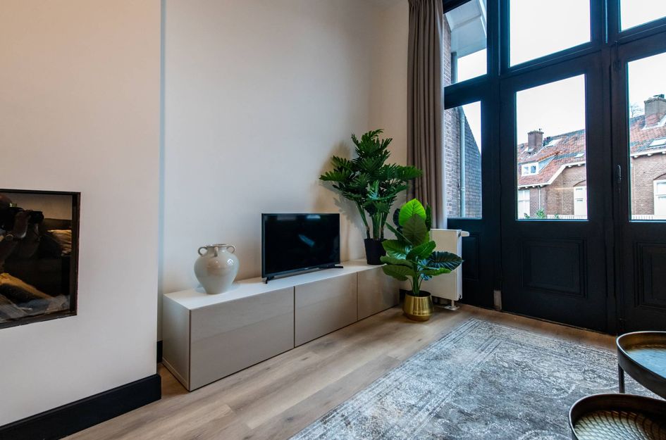 Ramstraat 12B