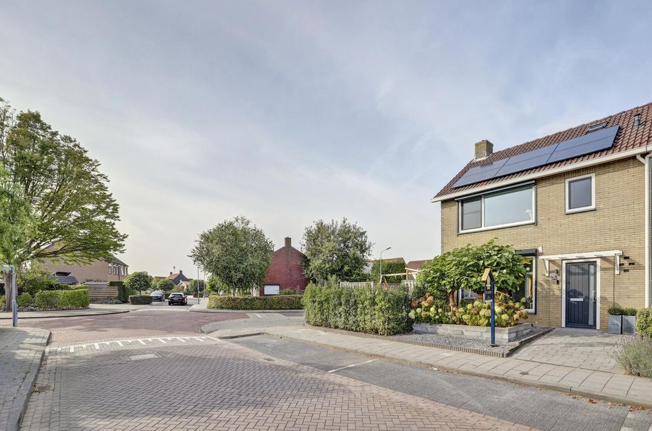 Spaarlingsstraat 1