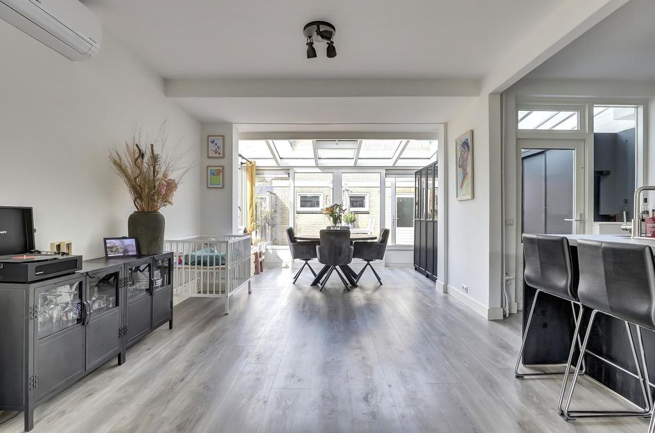 Spaarlingsstraat 1