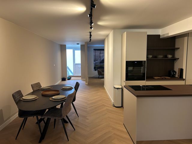 Roo-Valkstraat 23A, Rotterdam