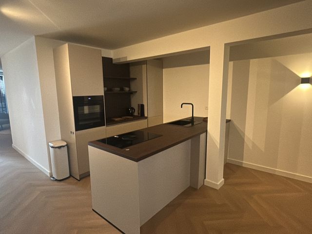 Roo-Valkstraat 23A, Rotterdam