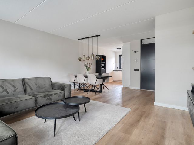 Jongsmalaan 18, Hardenberg
