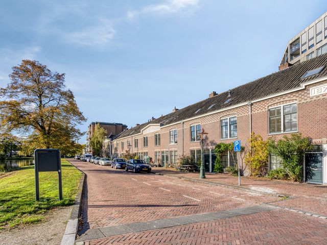 Rijnsburgersingel 52, Leiden