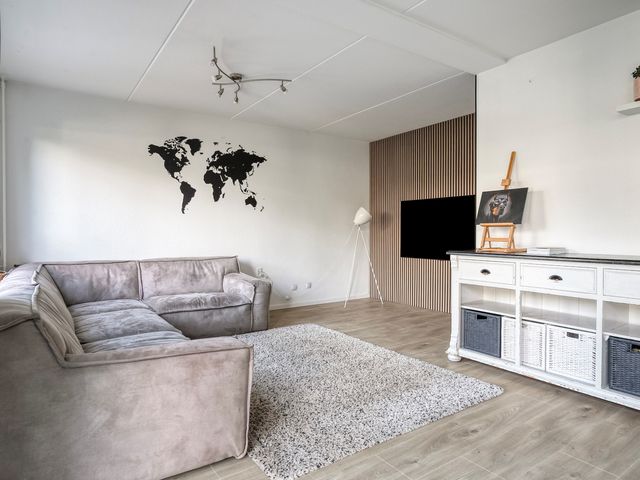 Krabbelaar 6, Sliedrecht
