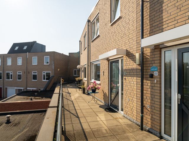 Goudenregenhof 9, Woudrichem