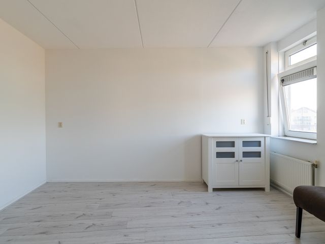 Goudenregenhof 9, Woudrichem