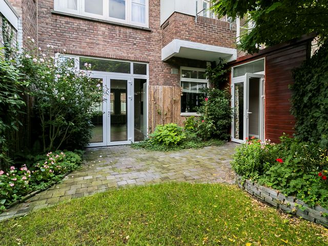 Abrikozenstraat 147, Den Haag