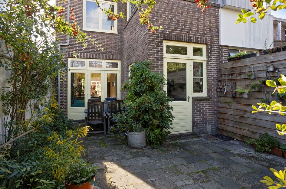Ternatestraat 1