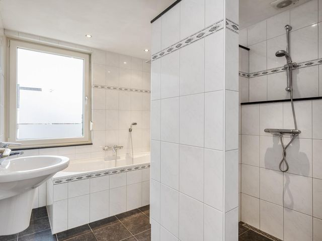 Burg Kurversstraat 29, Urmond