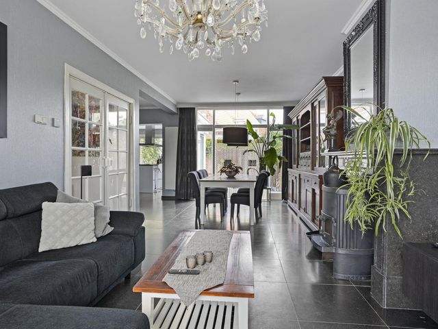 Nispensestraat 75, Roosendaal
