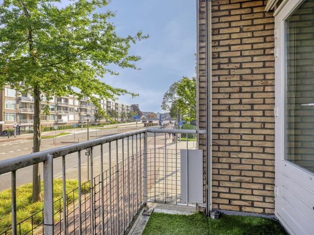 Pastoor van Akenstraat 4, Roosendaal