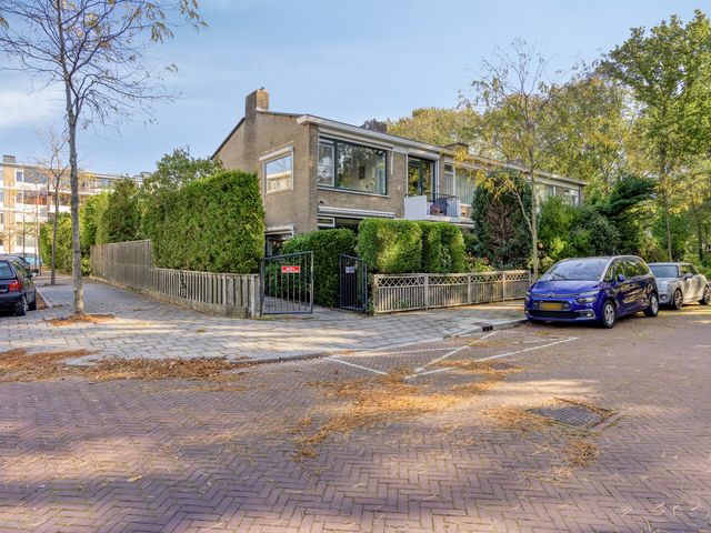 Ridderspoorlaan 2, Oegstgeest