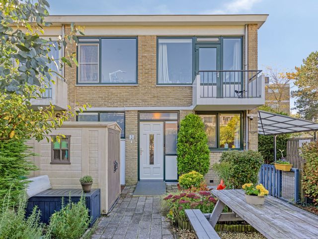 Ridderspoorlaan 2, Oegstgeest