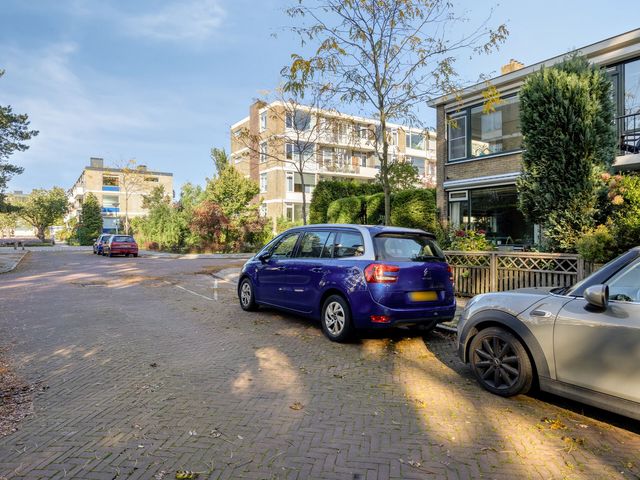 Ridderspoorlaan 2, Oegstgeest