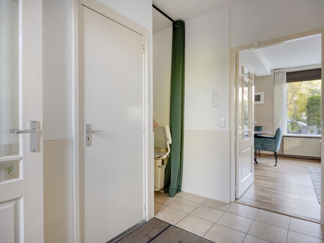 Ridderspoorlaan 2, Oegstgeest