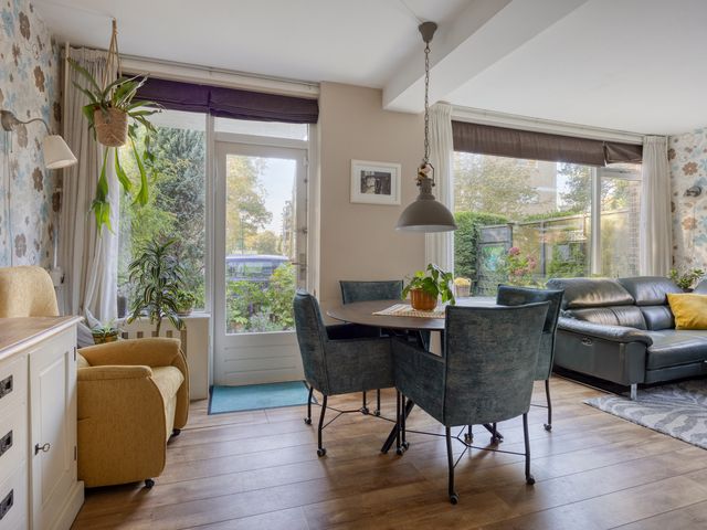 Ridderspoorlaan 2, Oegstgeest