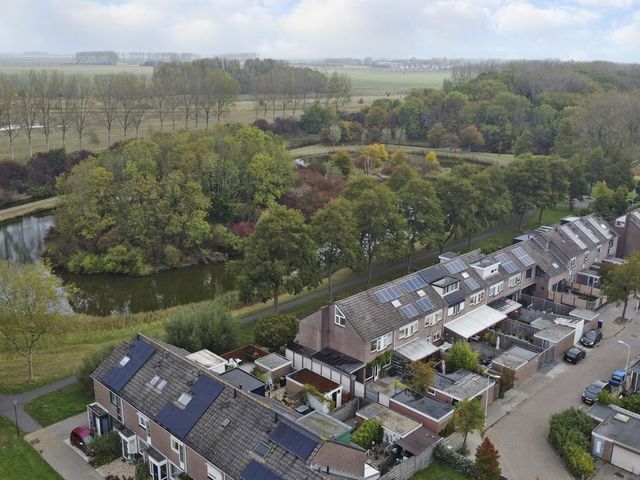 De Gasperistraat 10, Goes
