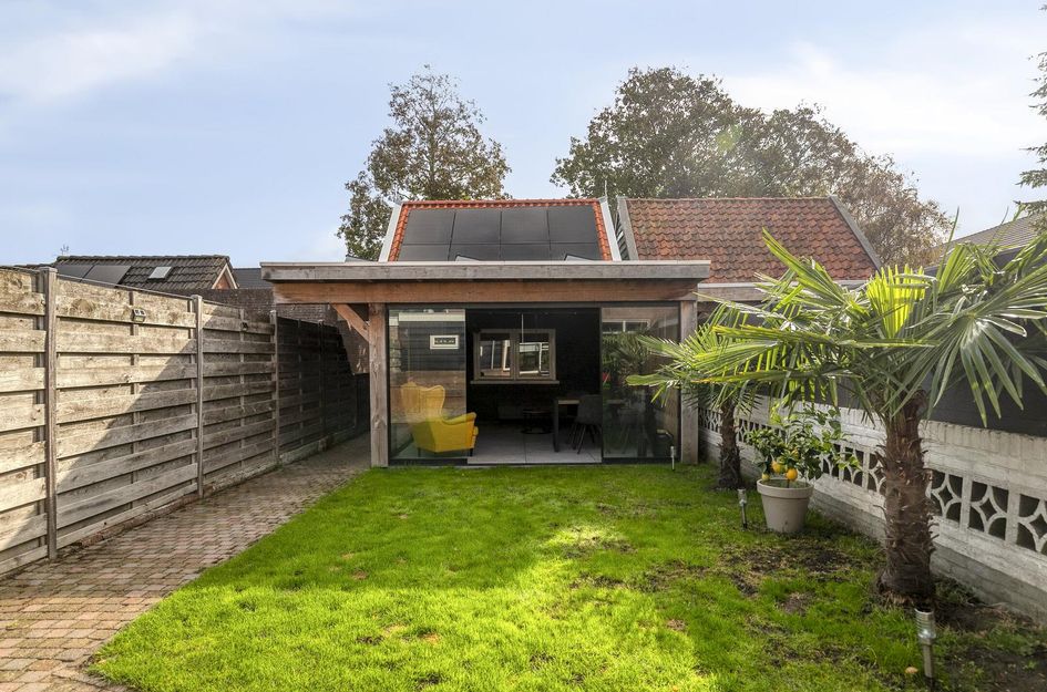 Hoofddijk 18