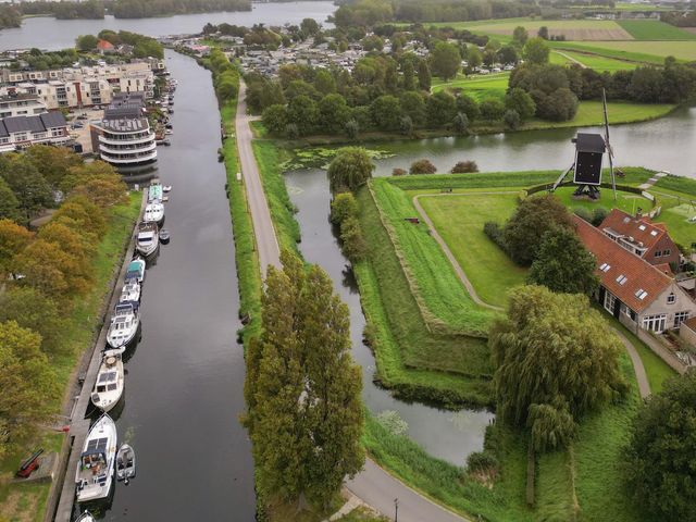 Maarland Noordzijde 1, Brielle