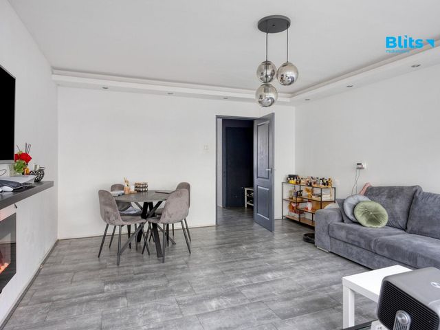 Dommelstraat 8, Dordrecht