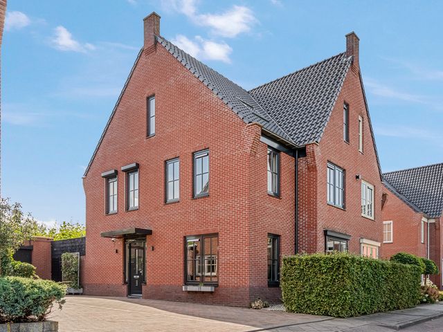 Larikslaan 32, Woudenberg