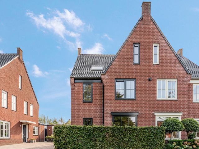 Larikslaan 32, Woudenberg