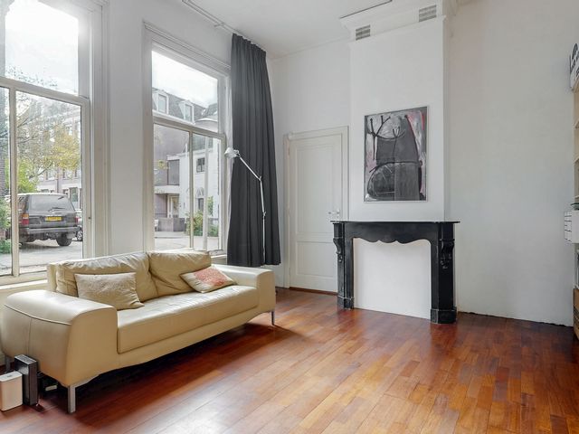 Bilderdijkstraat 17, Leiden