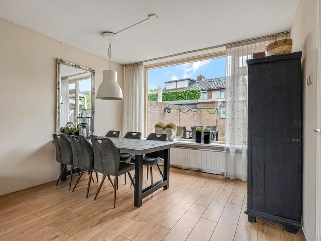 Margrietstraat 12, Angeren