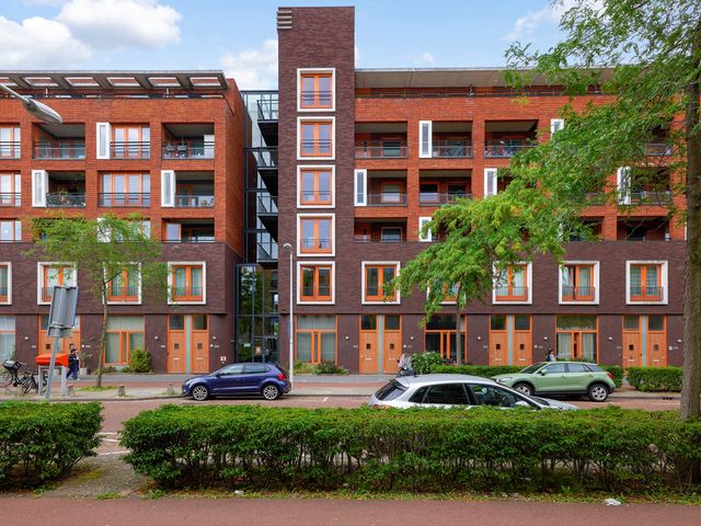 Leeuwendalersweg 614, Amsterdam