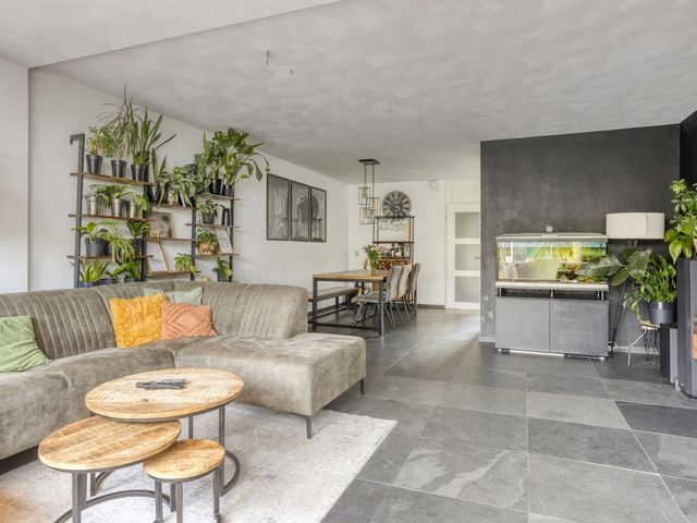 Beuningenstraat 8, Tilburg