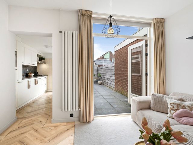 Jan in 't Veltstraat 7, Den Helder