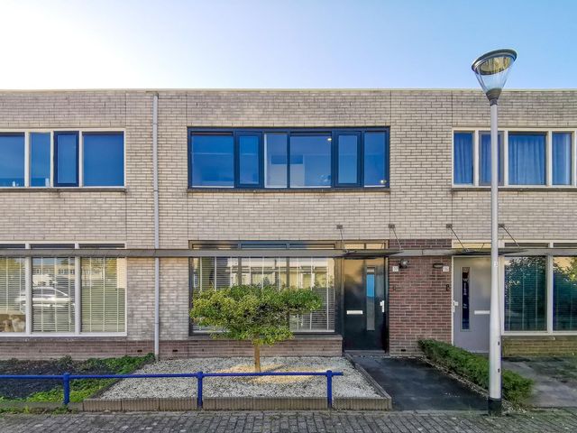Serooskerkestraat 32, Tilburg