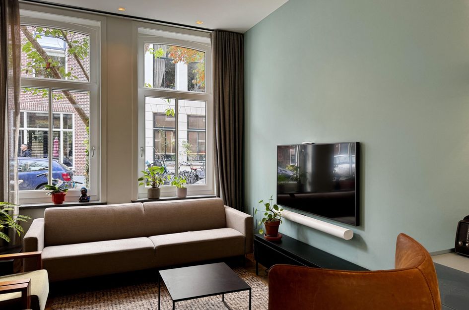 Adriaanstraat 12