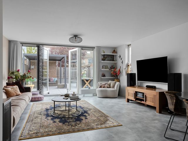 Van Kronenburgvliet 15, Barendrecht