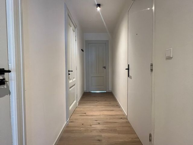 Van Vollenhovenstraat 25D, Rotterdam