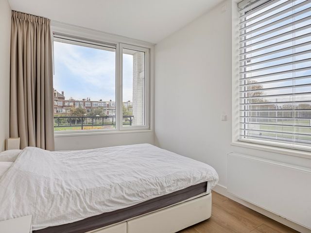 Voorthuizenstraat 242, Den Haag