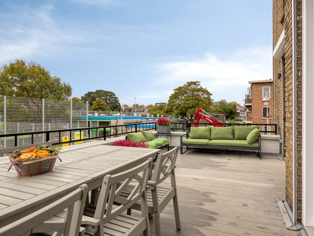 Voorthuizenstraat 242, Den Haag