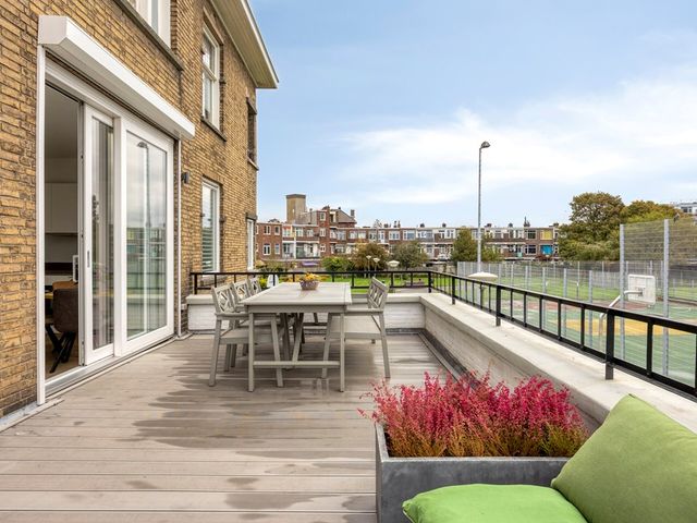 Voorthuizenstraat 242, Den Haag